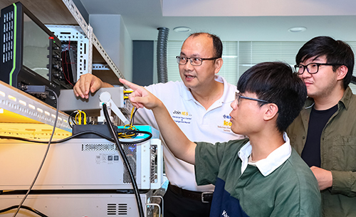 Professor Yen Shin Lai and his advisees